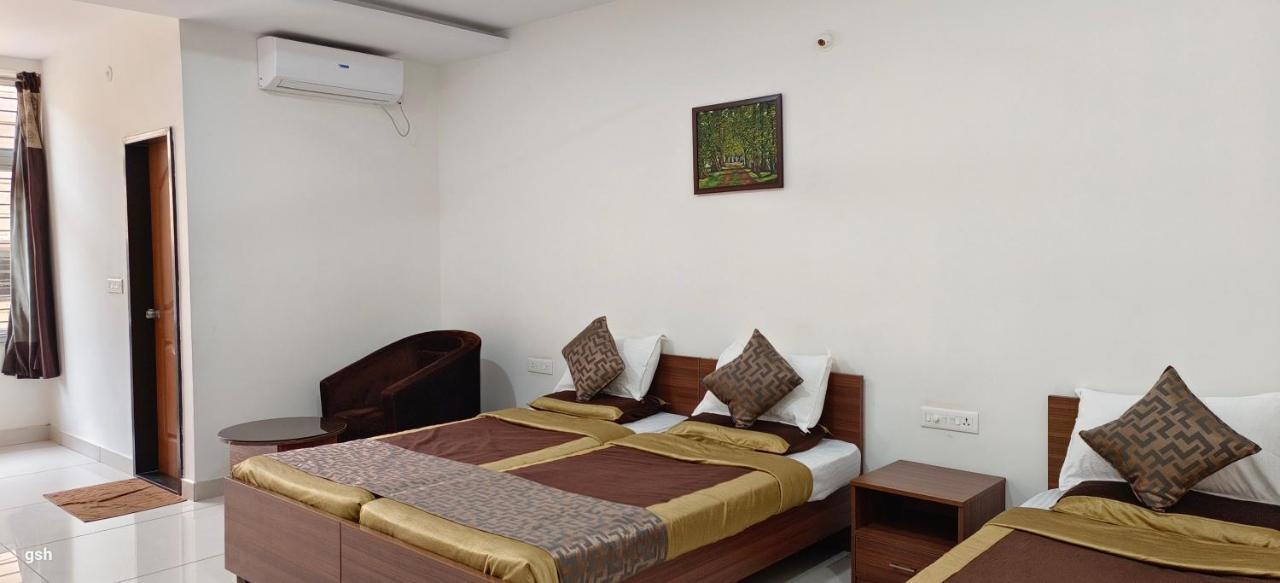 Sugamya Corner Guesthouse Mysore Extérieur photo
